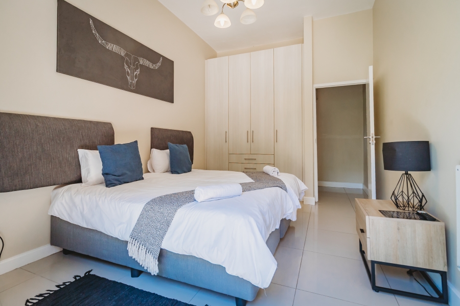 5 Bedroom Property for Sale in Heather Park Western Cape